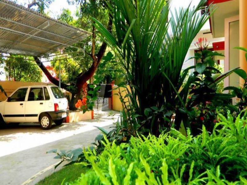 Fort Garden Residency Kochi Exterior photo